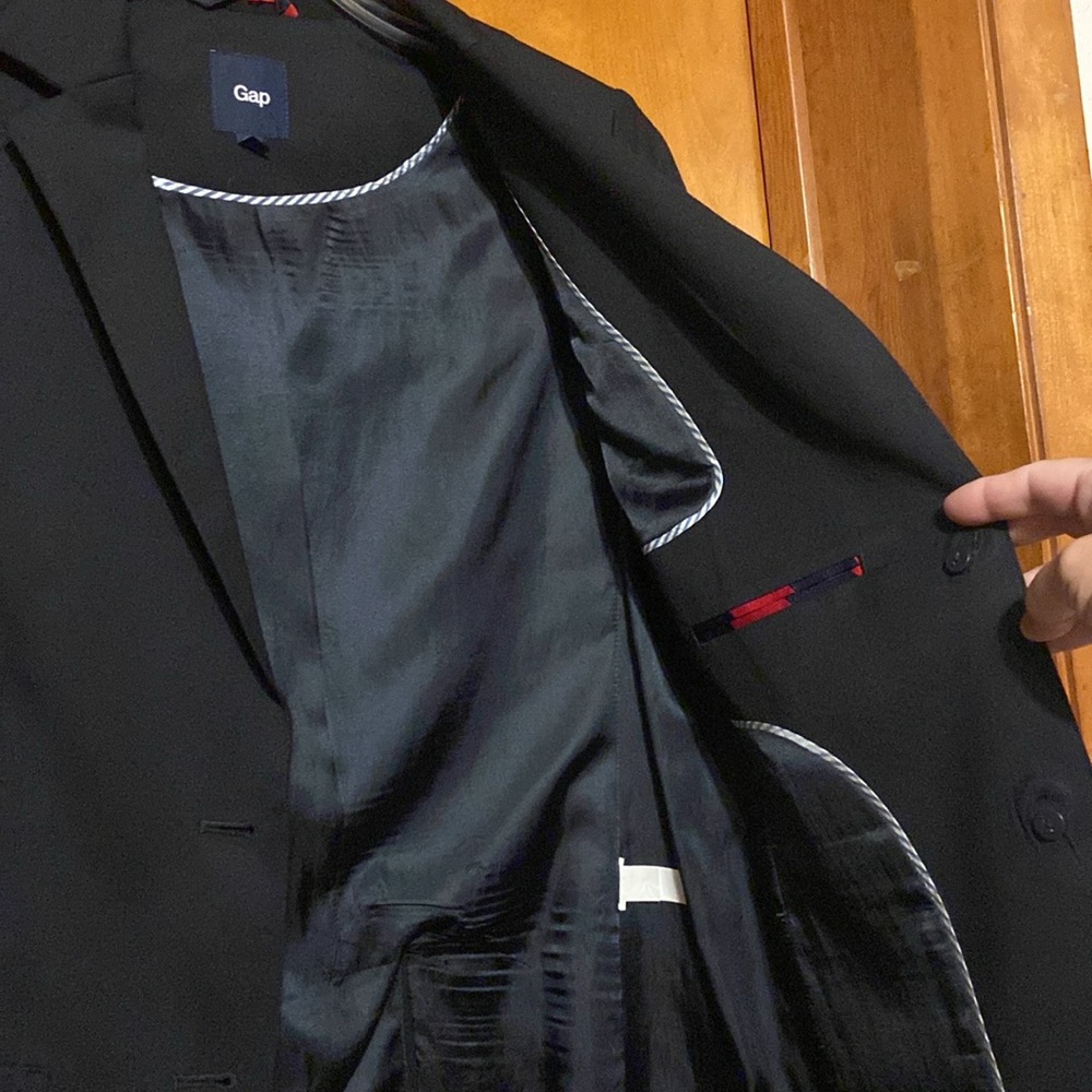 Gap 2-Button, Patch Pocket, Perfect Collegiate St… - image 6